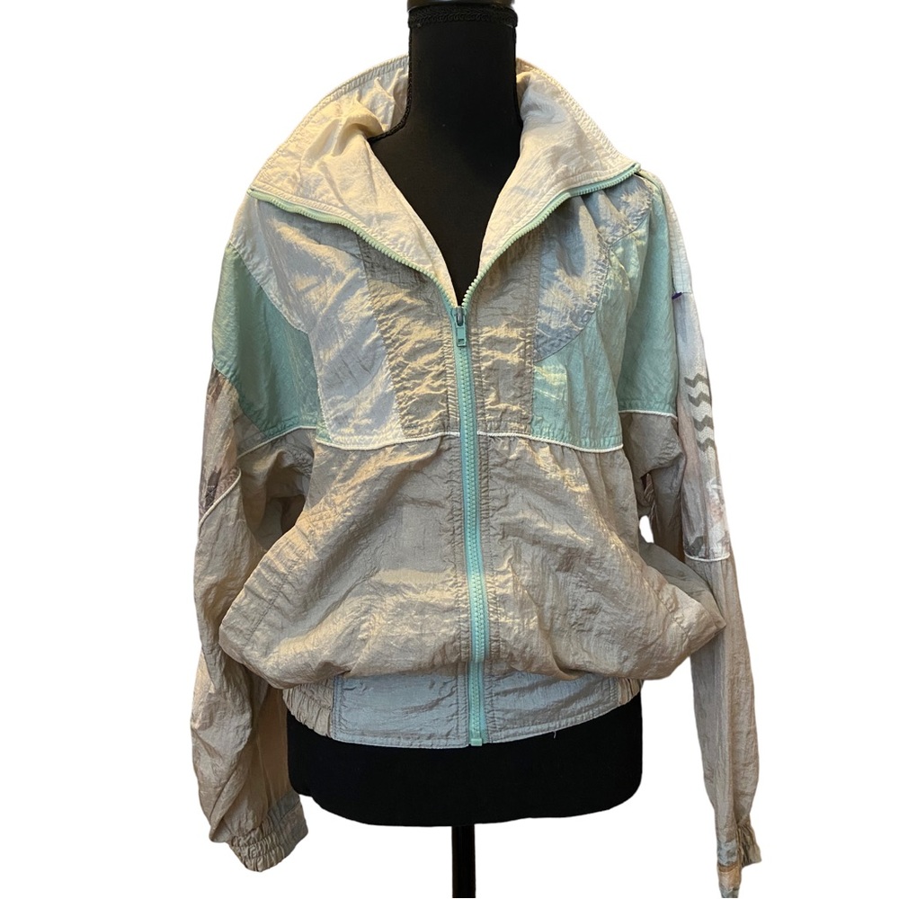 🌟🔥 BOGO Sale🔥🌟 Vintage Athletic Wprks Grey and Light Blue Windbreaker